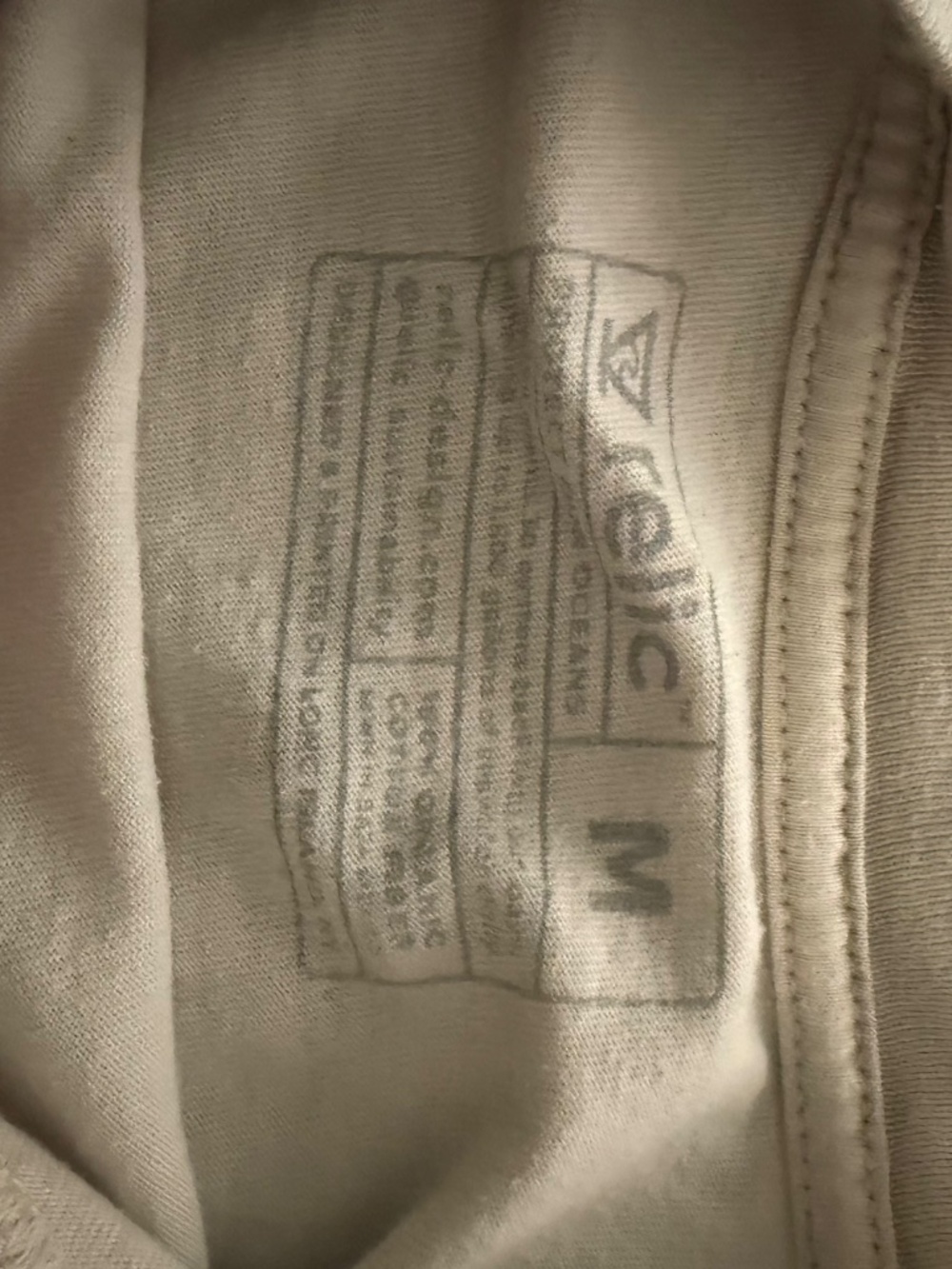 Relic T-Shirt - Picture 4 of 4
